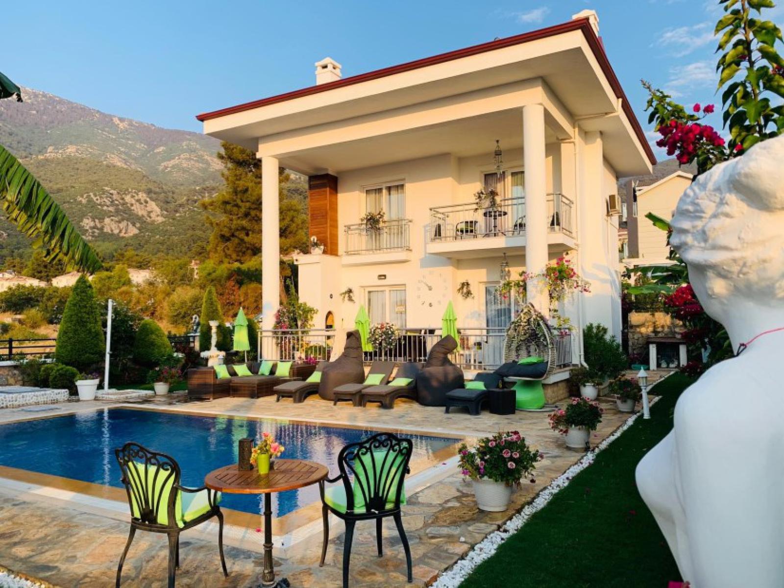 Villa GELİNCİK